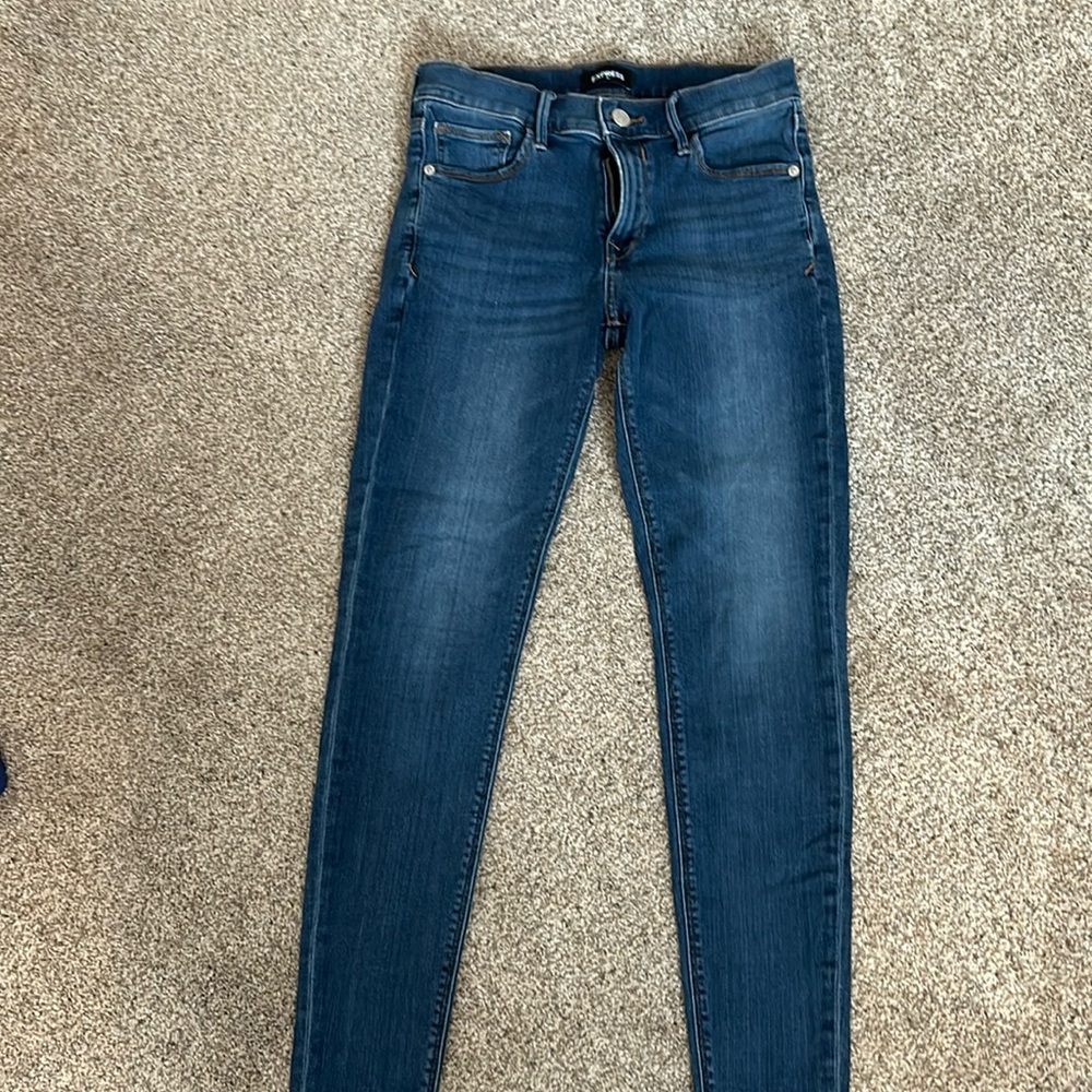 Express Straight Medium wash jeans